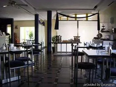 Hotel Crystal فيلدرستادت 3*,